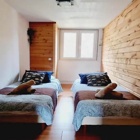 Hangy & Apartment Fresse-sur-Moselle
