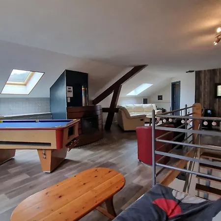 Hangy & Apartment Fresse-sur-Moselle
